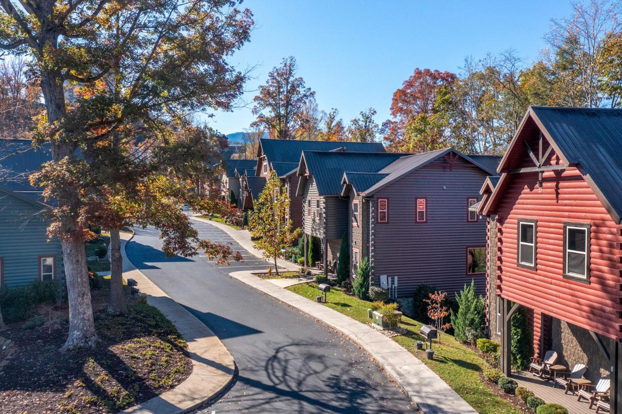 The Great Maple Retreat By Stony Brook Cabins Gatlinburg Exterior photo