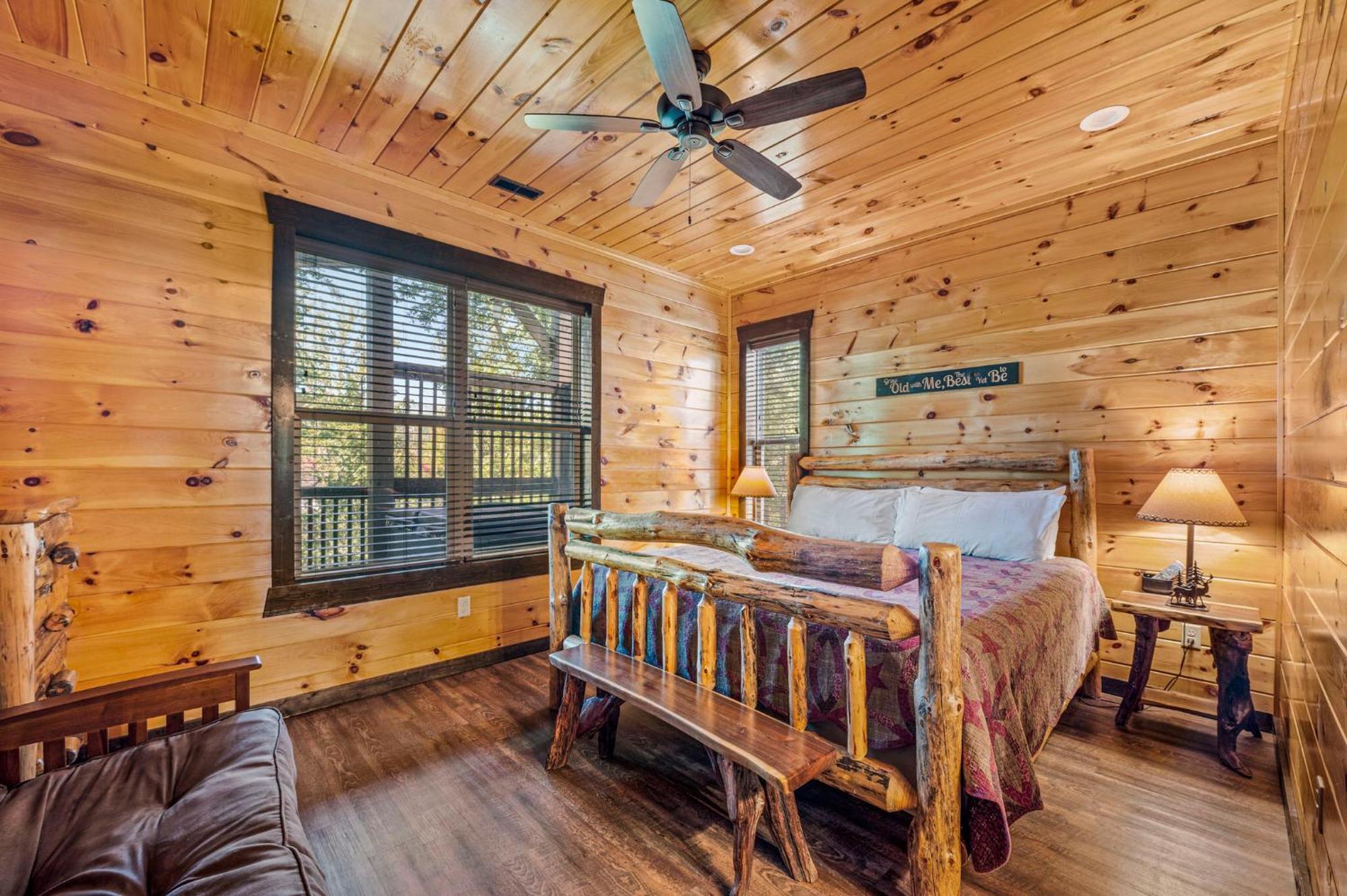 The Great Maple Retreat By Stony Brook Cabins Gatlinburg Exterior photo