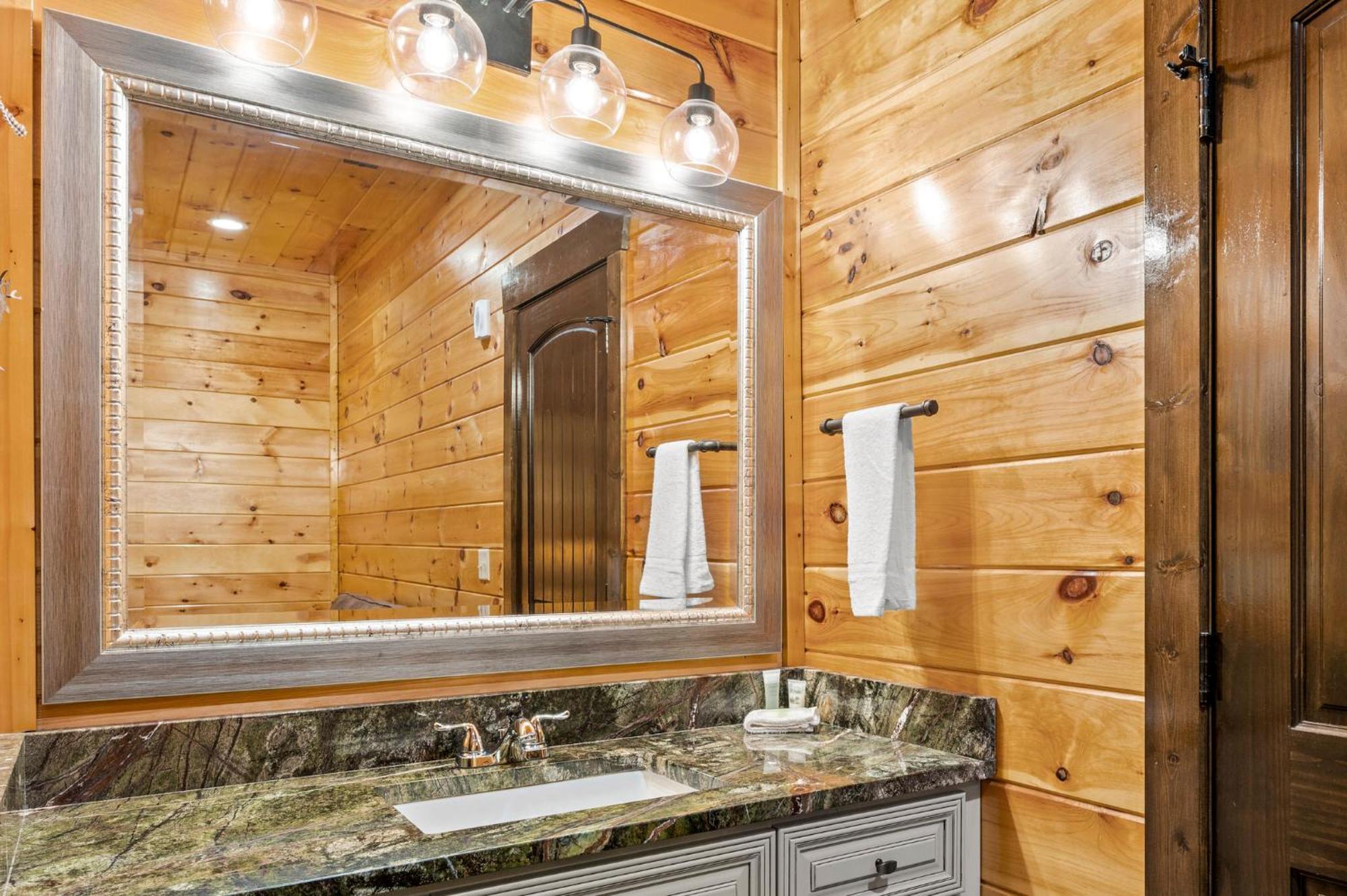 The Great Maple Retreat By Stony Brook Cabins Gatlinburg Exterior photo