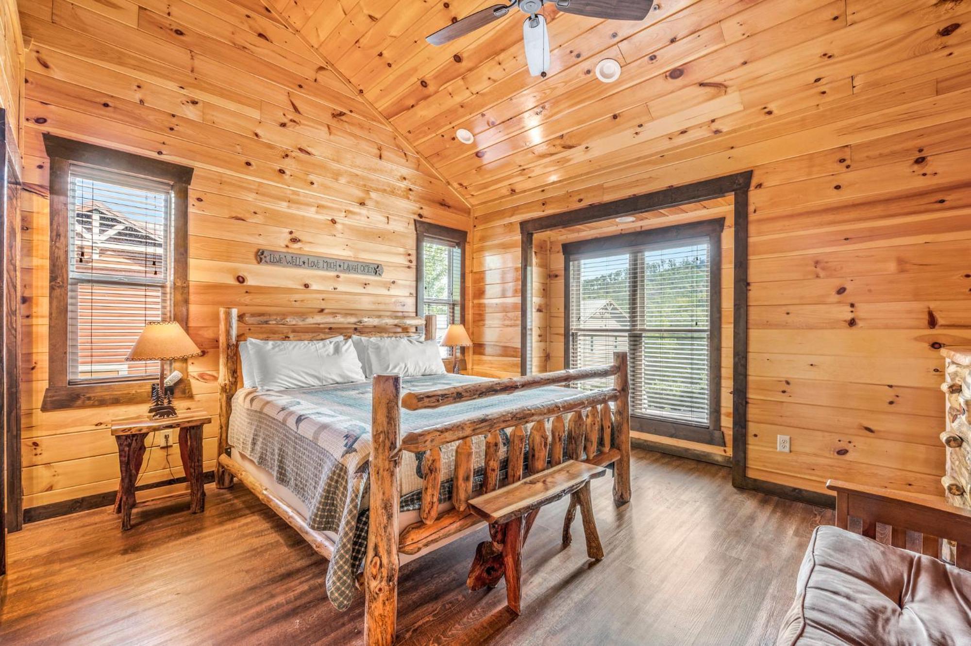 The Great Maple Retreat By Stony Brook Cabins Gatlinburg Exterior photo