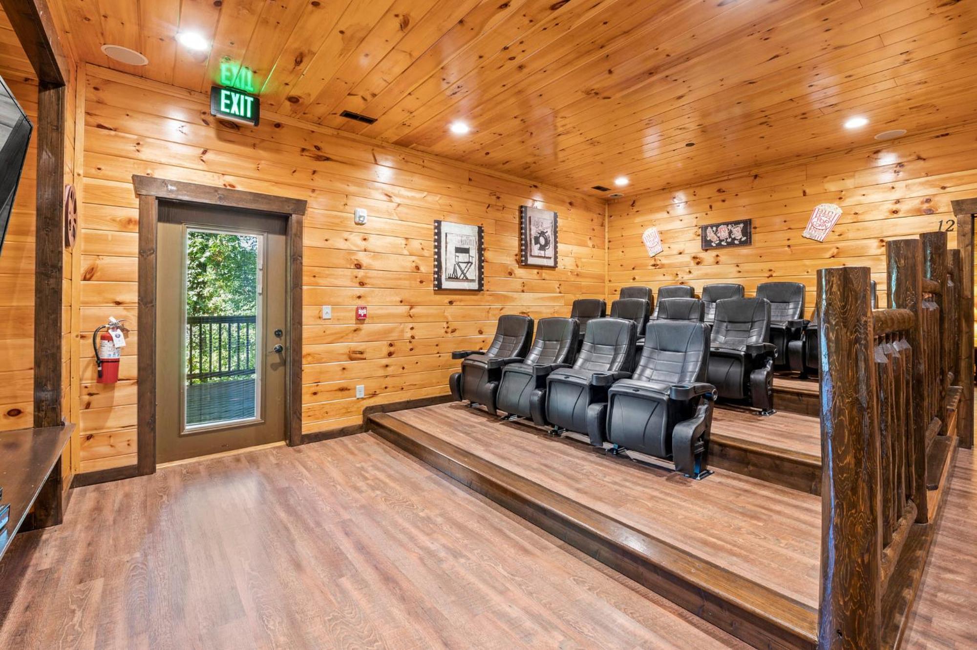The Great Maple Retreat By Stony Brook Cabins Gatlinburg Exterior photo