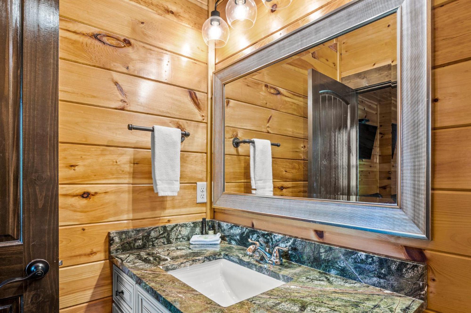 The Great Maple Retreat By Stony Brook Cabins Gatlinburg Exterior photo