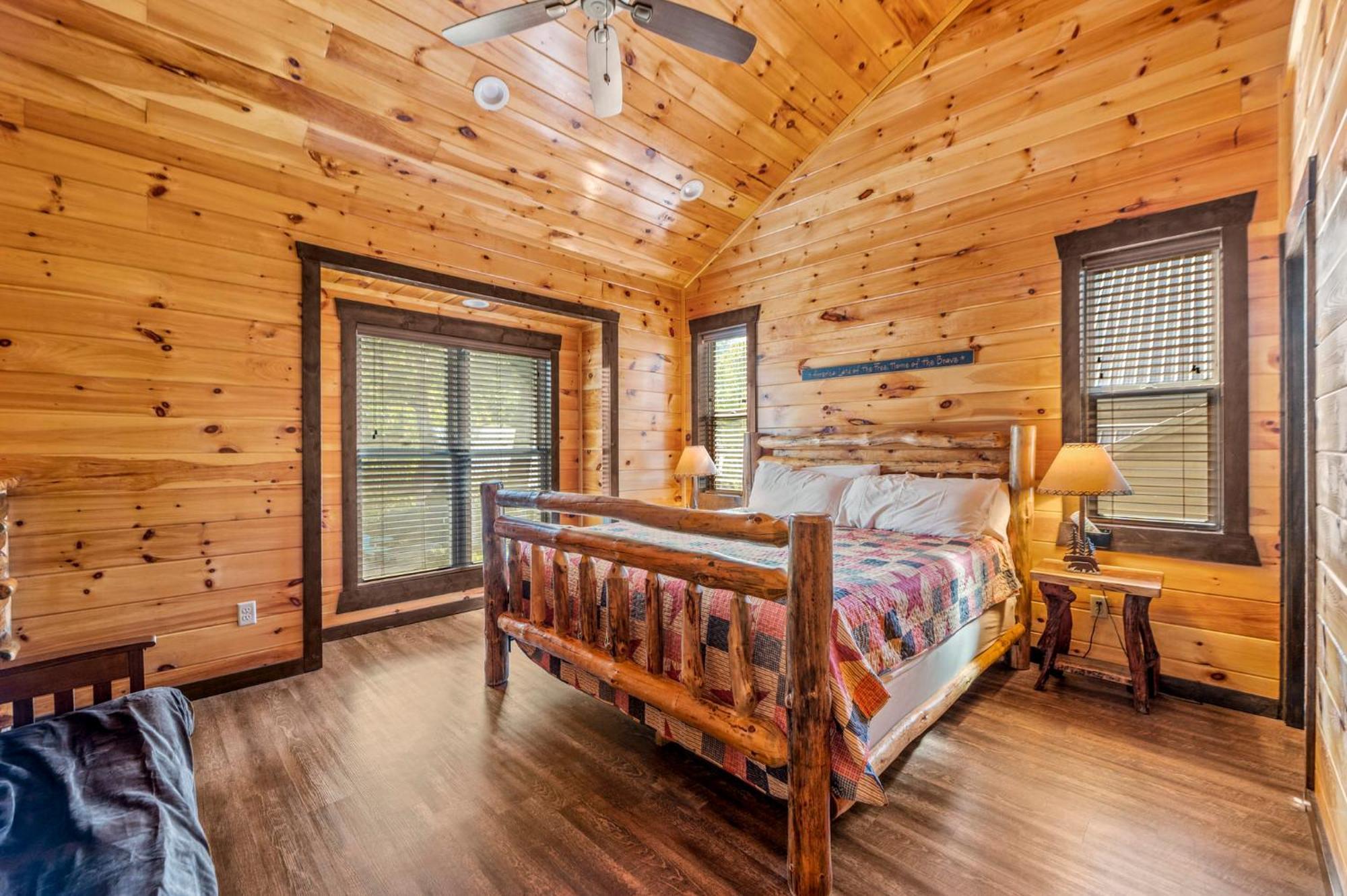 The Great Maple Retreat By Stony Brook Cabins Gatlinburg Exterior photo