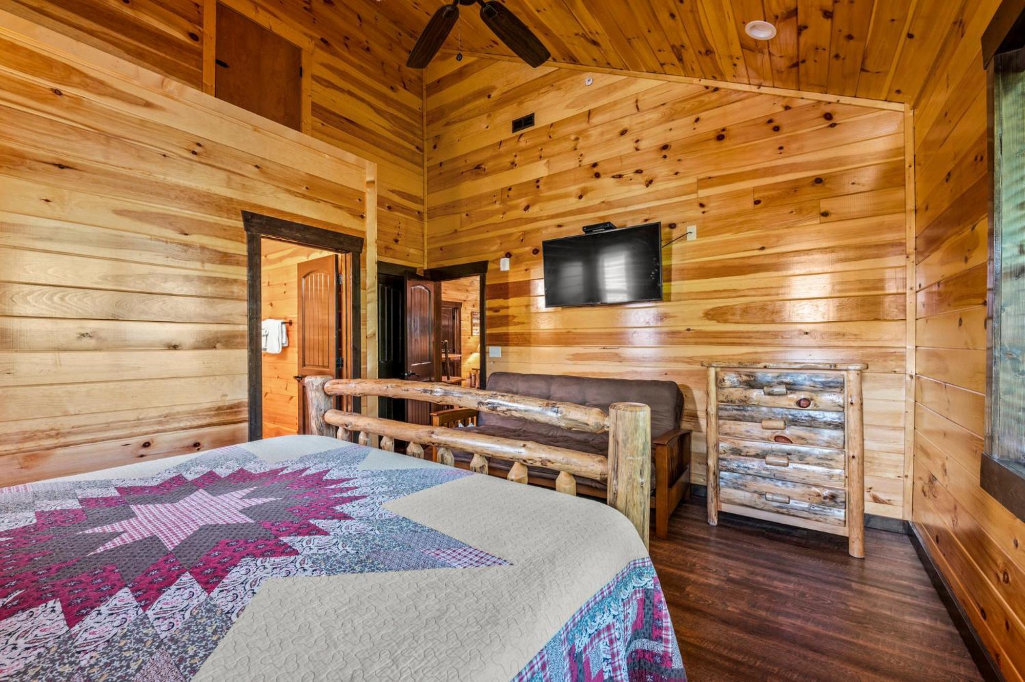 The Great Maple Retreat By Stony Brook Cabins Gatlinburg Exterior photo